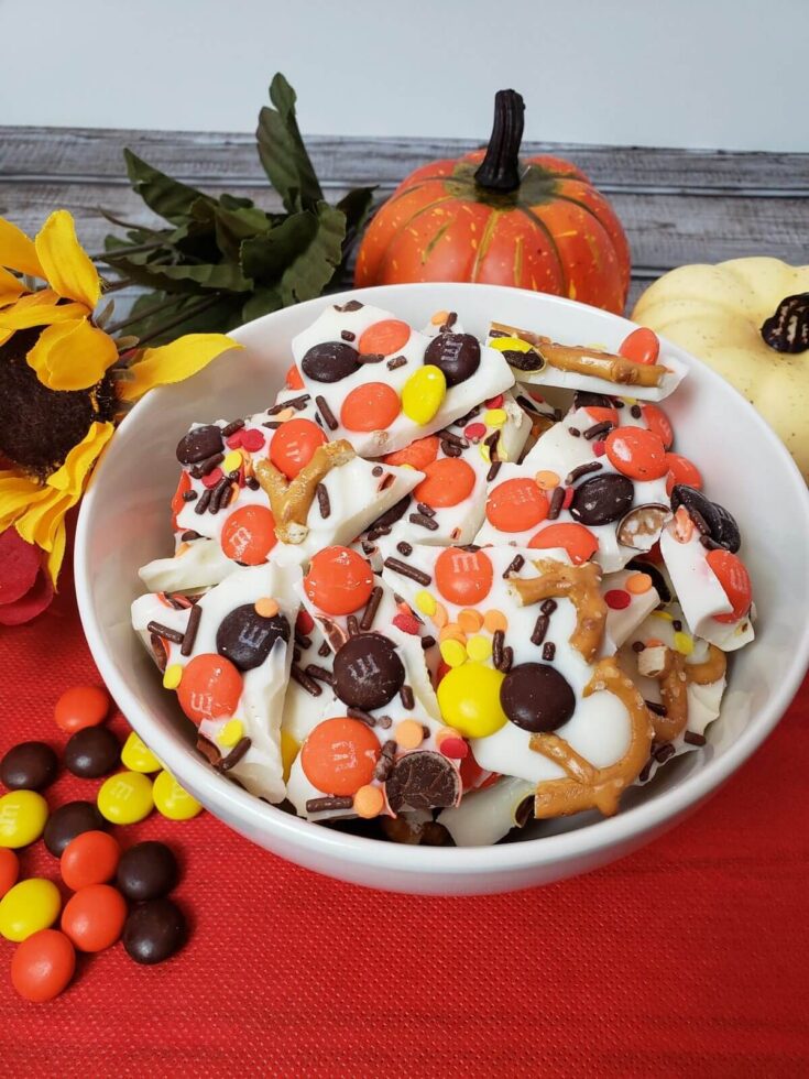 50 Easy Halloween Party Finger Foods, Treats & Appetiser Ideas | Simplify Create Inspire