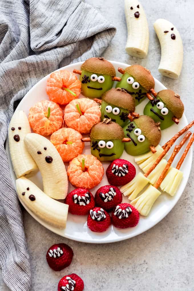 50 Easy Halloween Party Finger Foods, Treats & Appetiser Ideas ...